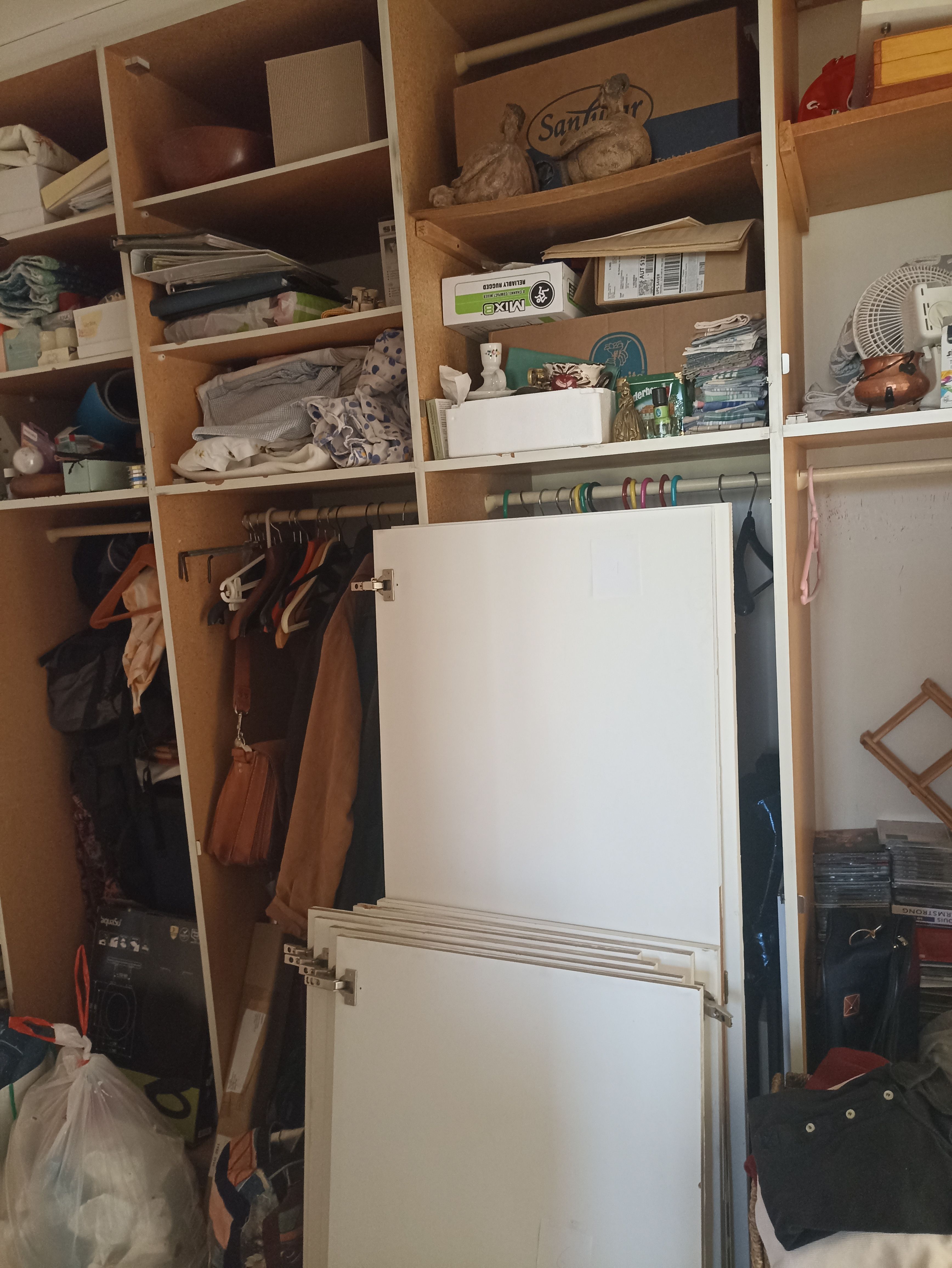 Aufbewahrungstasche Für Geschenkpapier - Platz Für 24 Rollen, Platzsparend & Stabil