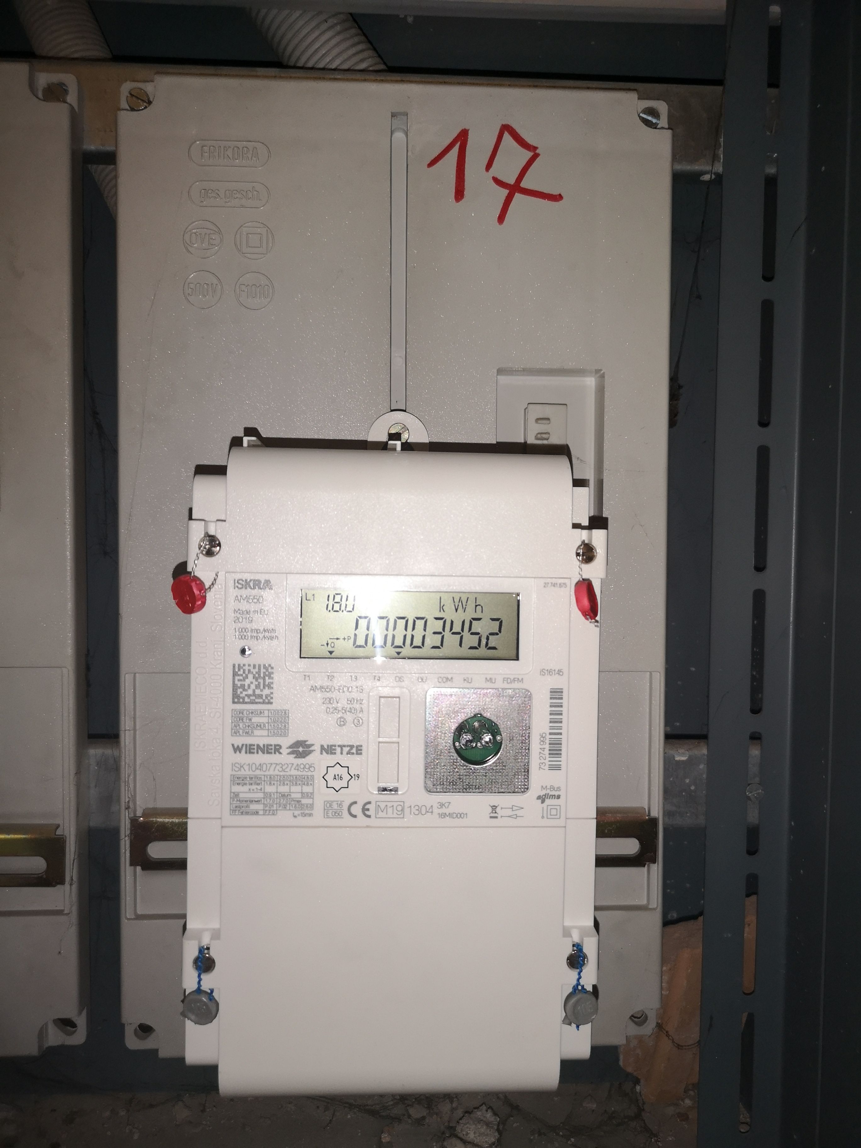 Elektroanlage: Verlegen von Starkstrom-Leitung in die Küche; 1 Stec ...