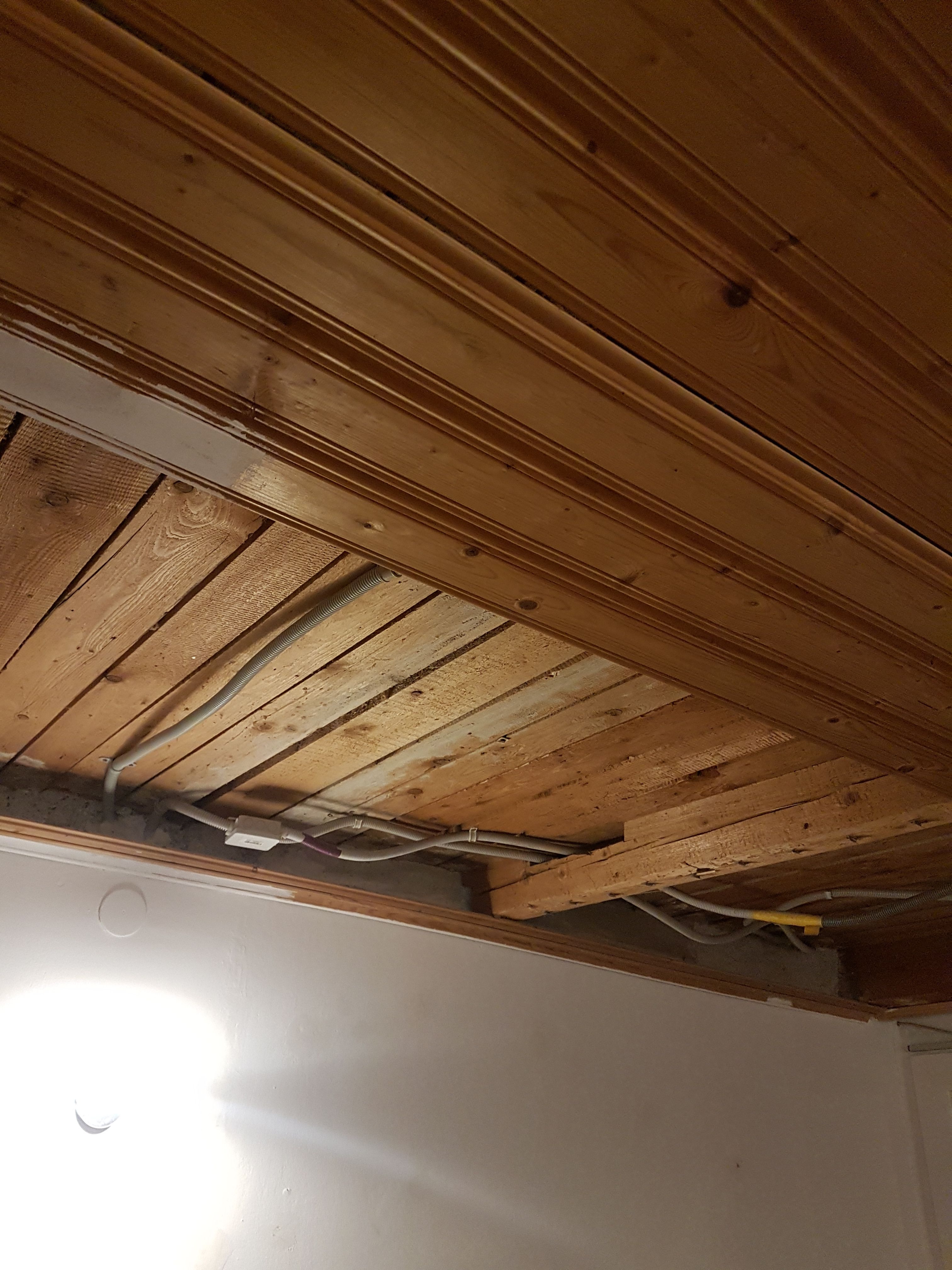 Lampeninstallation Installieren; 12 Spots (neue Rigipsdecke wird g... MyHammer